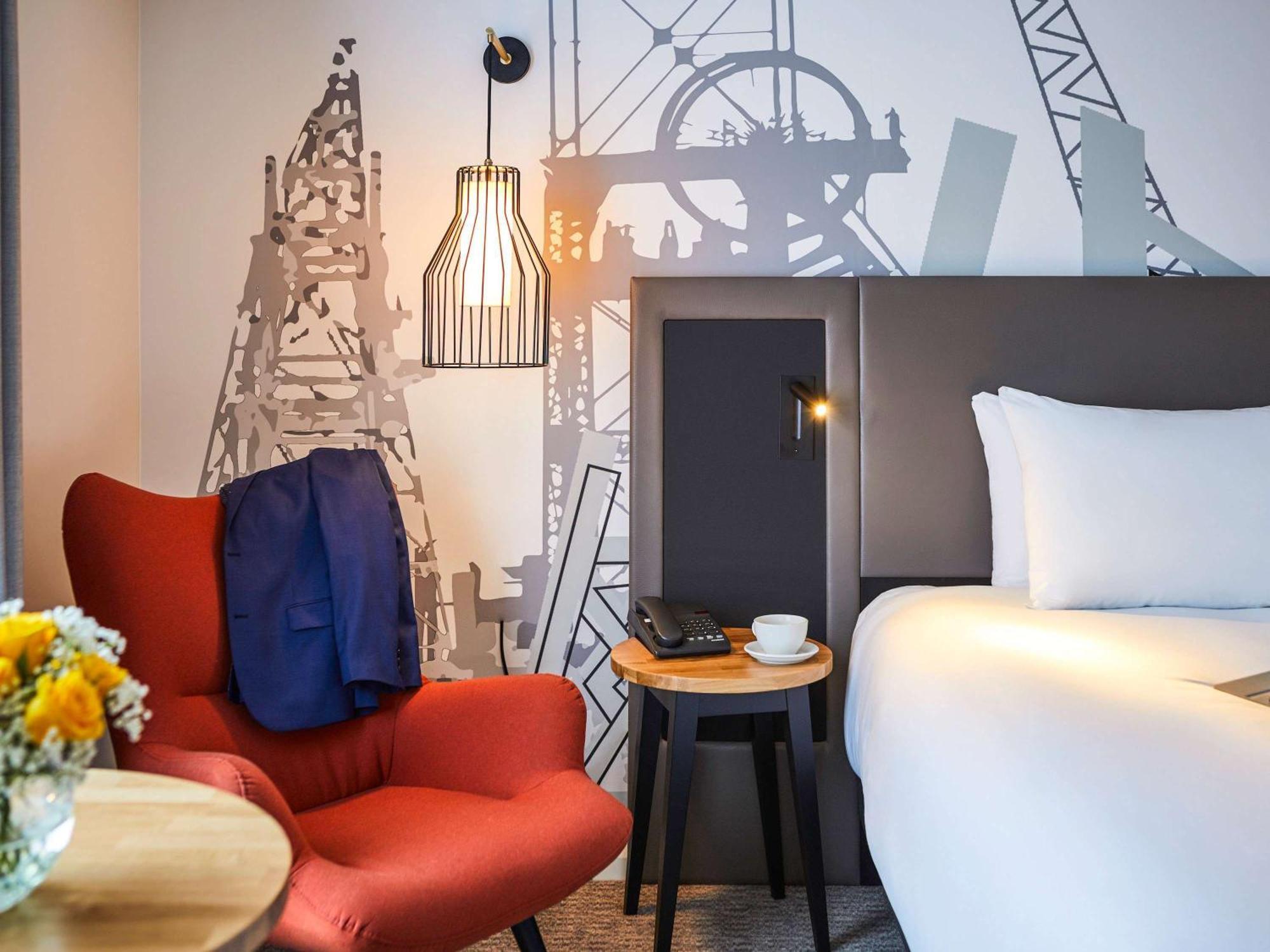 Mercure North